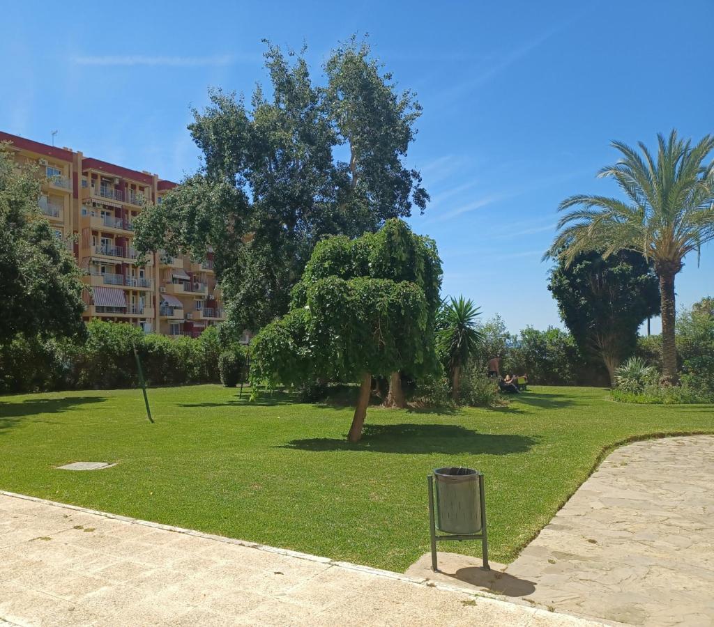 Aguila Apartment Benalmadena Bagian luar foto